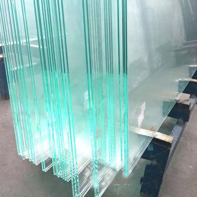 Vetro ultra trasparente